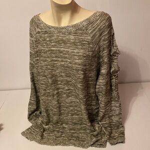 Absolutely creative worldwide New York 2x grey white sweater open shoulder rings